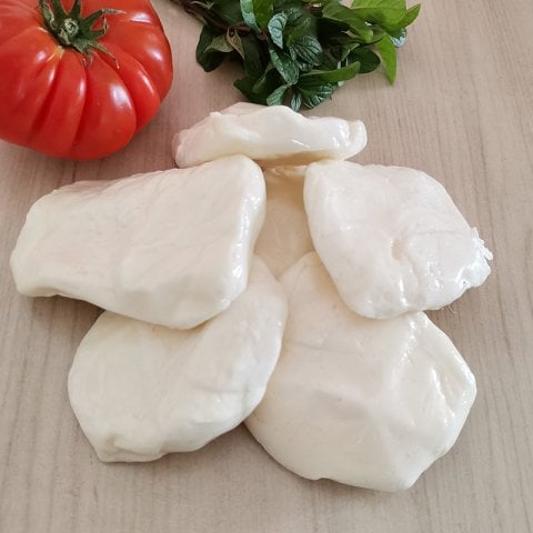 Hatay Yörem Hatay Sıkma Peynir (Kızartmalık Peynir).