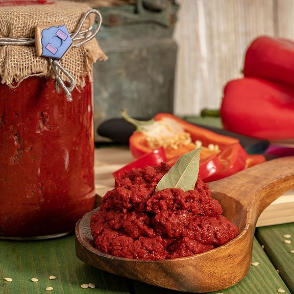 Hatay Yörem Süs Biberi Salçası 1 Kg.